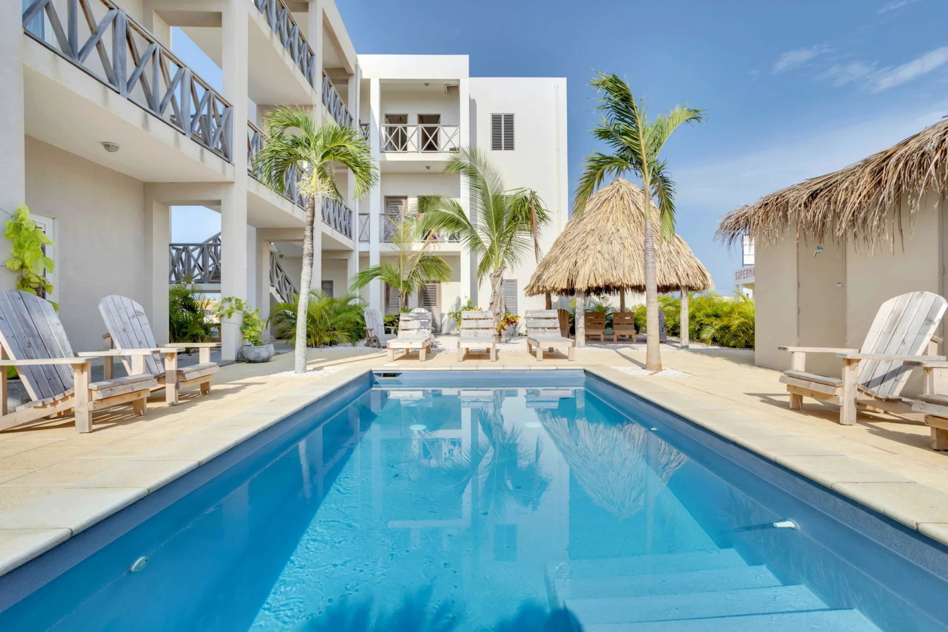 Belnem Breeze Sunset Penthouse